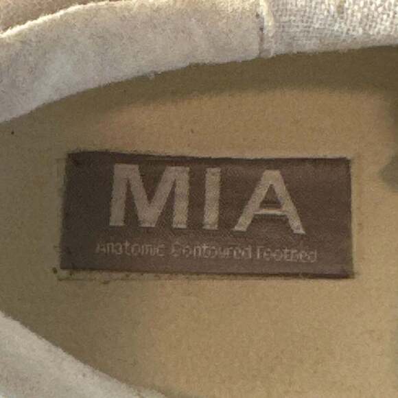 MIA Woman’s Sneakers 7.5 - Picture 8 of 9